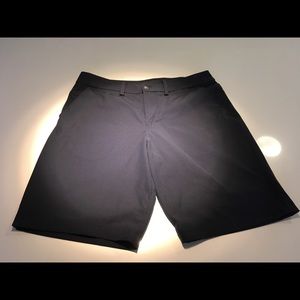 Size 34 Navy Lululemon 11” Commission short
